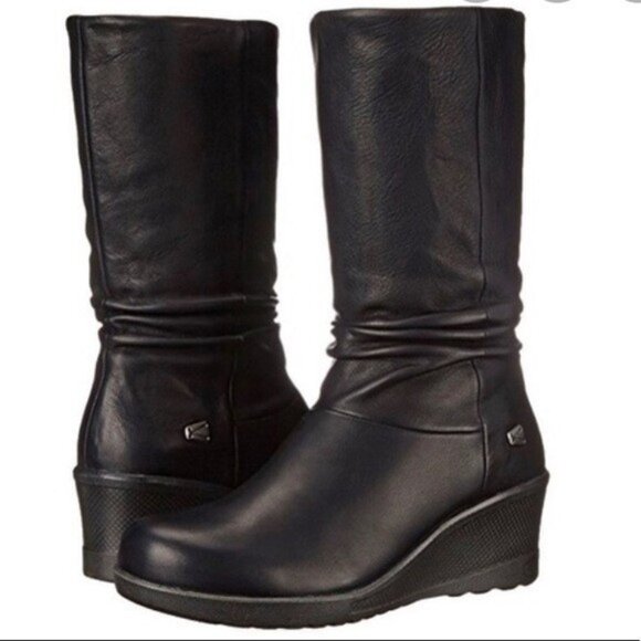Keen Women Sz 9 Akita Wedge Slouchy Boots Black Leather Mid Calf Wedge Heel - Picture 1 of 9